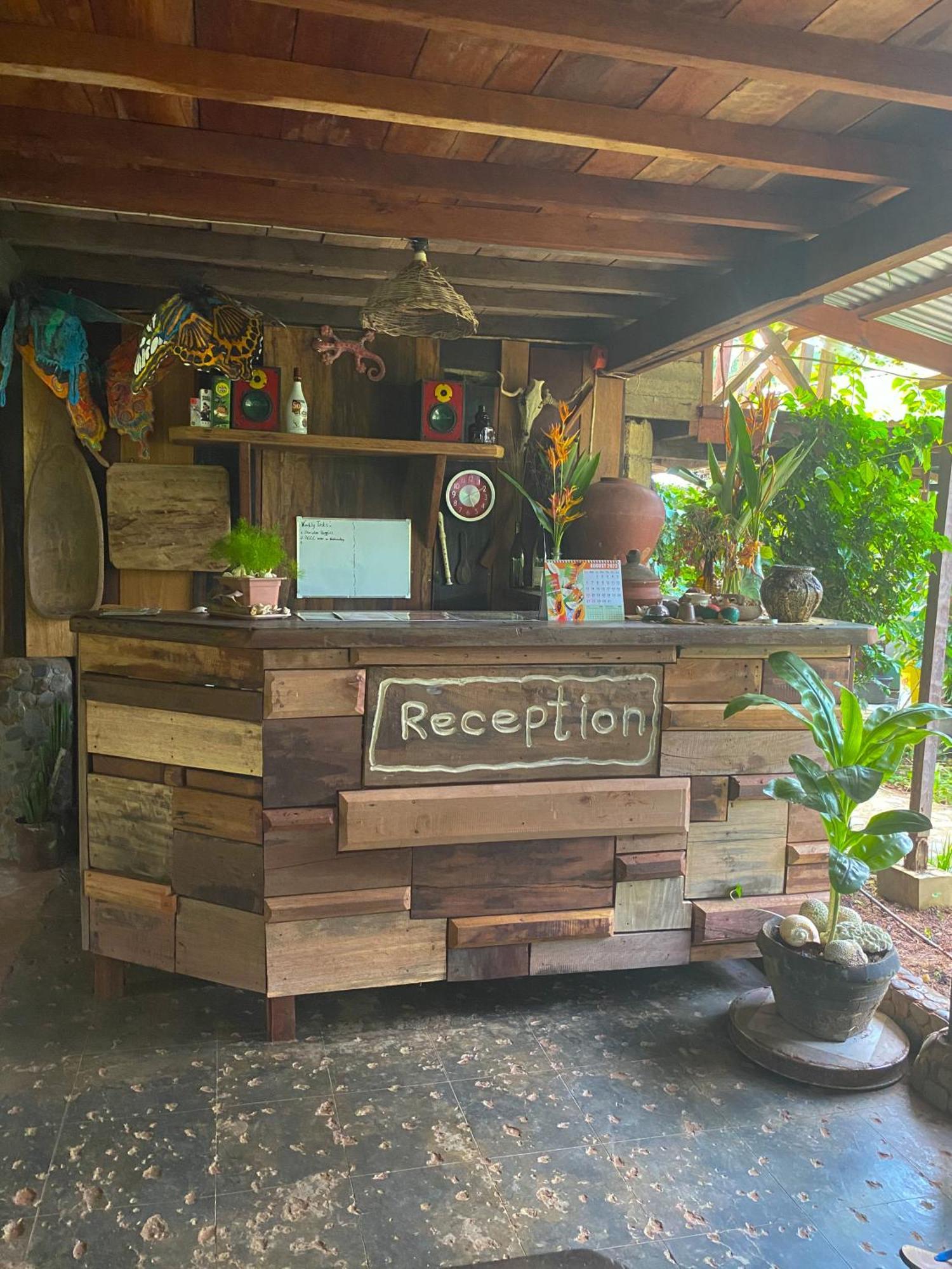 Cafe Sabang Guest House Buitenkant foto